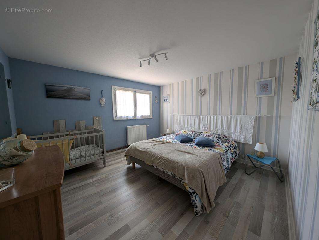 Maison à BEAUREPAIRE