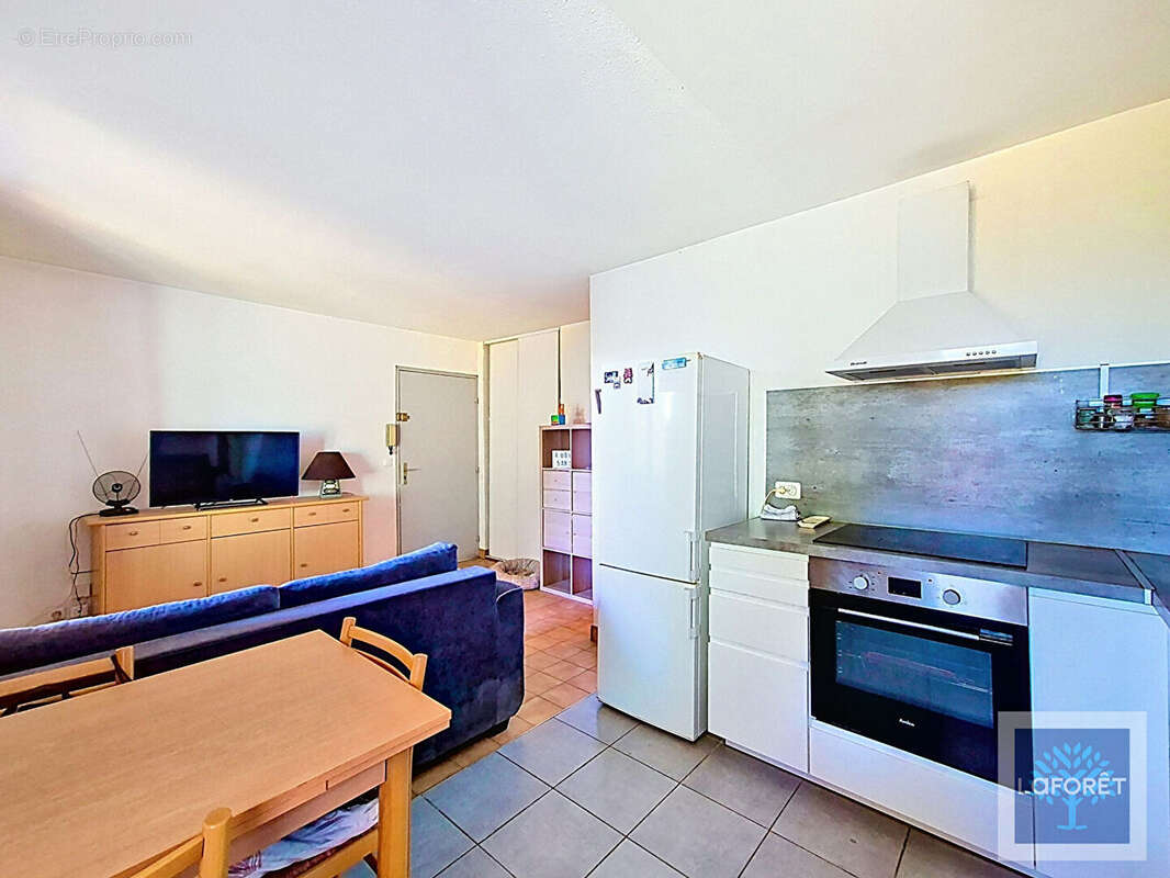 Appartement à VALLAURIS