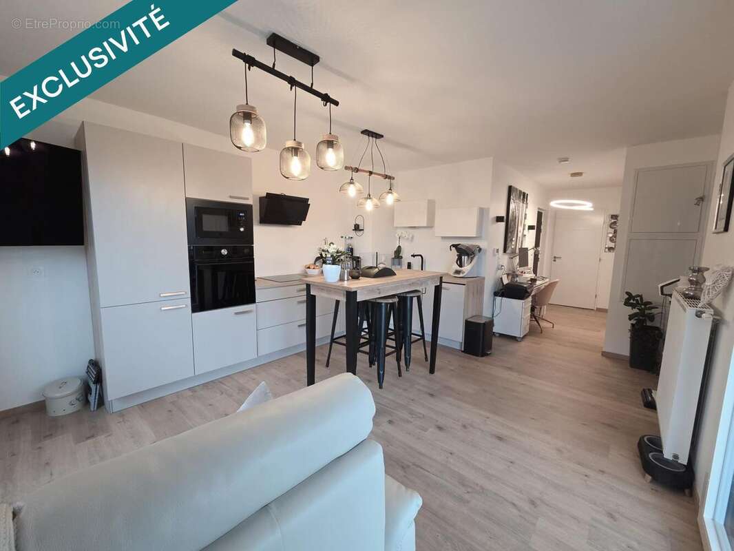 Photo 2 - Appartement à BEZANNES