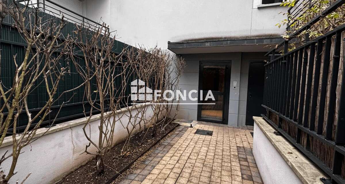 Appartement à PARIS-19E