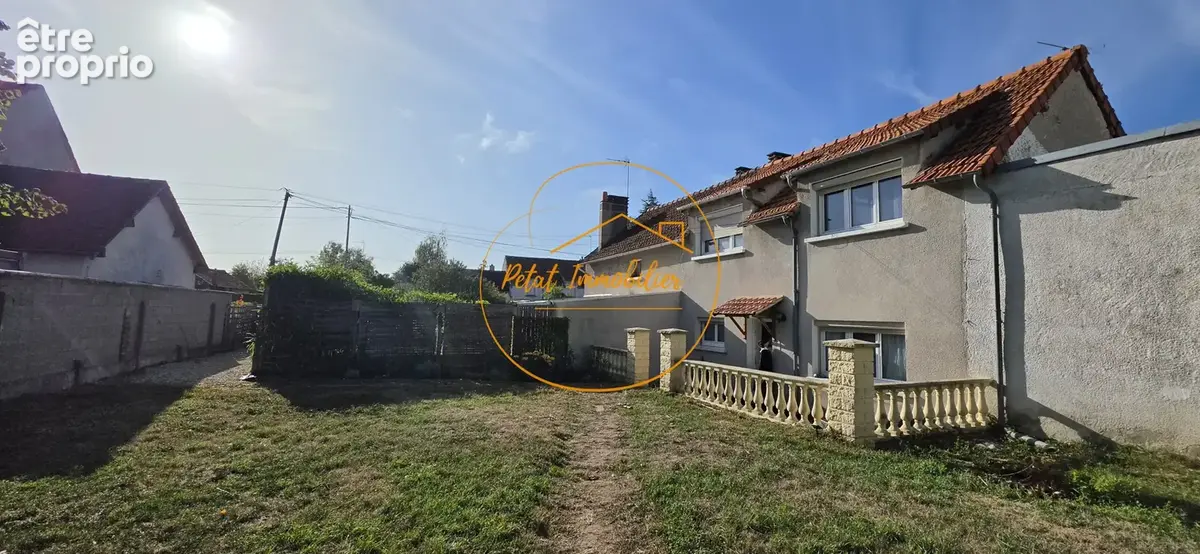 Maison avec jardin, abri de jardin et garage - photo 3