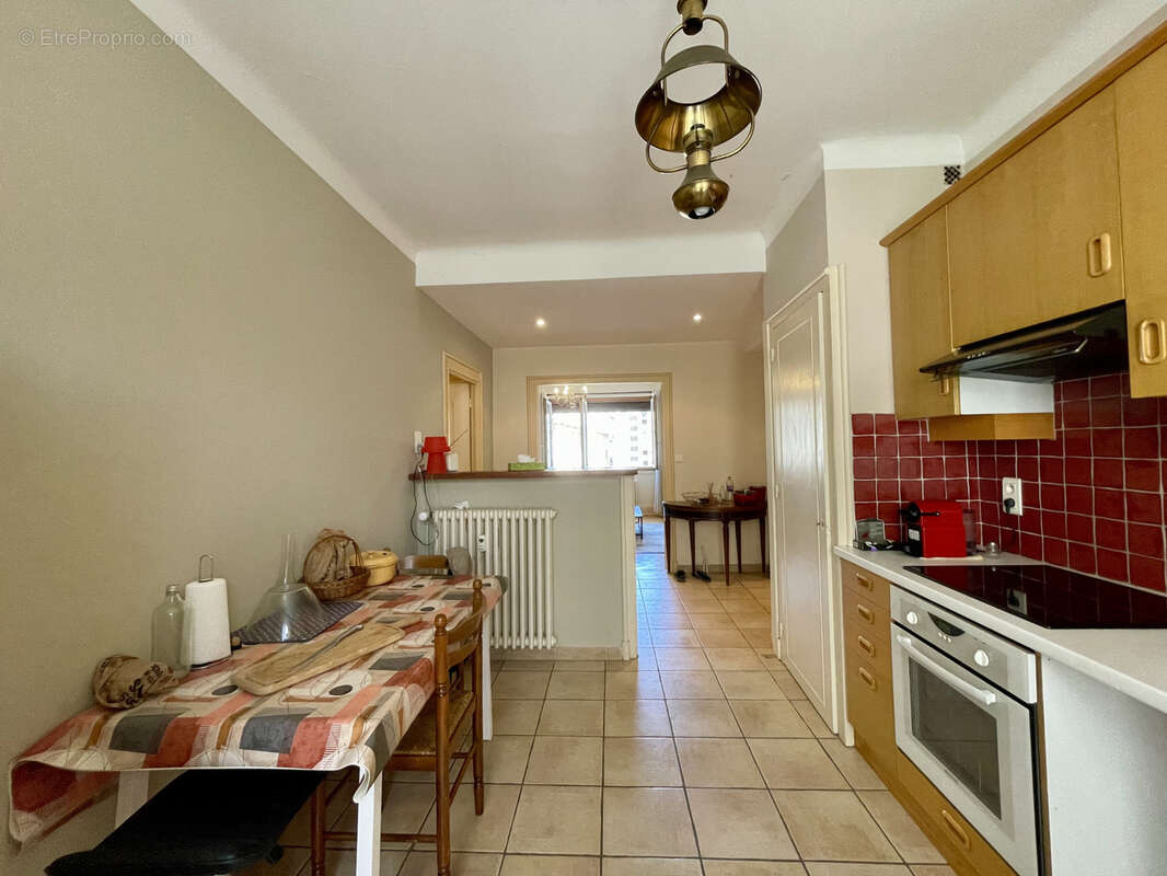 Appartement T3 de 85 m2 en plein cœur de Chambéry avec ascenseur - photo 5