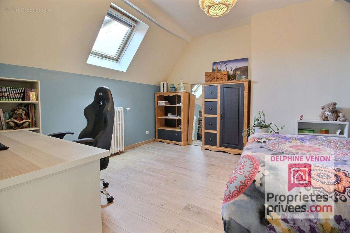 Exclusivité - Maison de ville avec vie en plain pied à 2 pas des commerces à Châteauneuf Sur Loire - photo 8