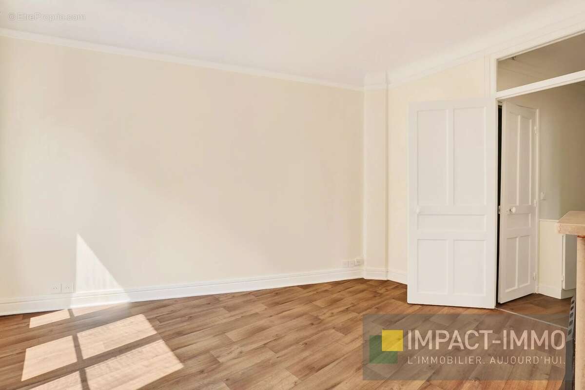 Appartement 2 pièces refait à neuf - photo 3