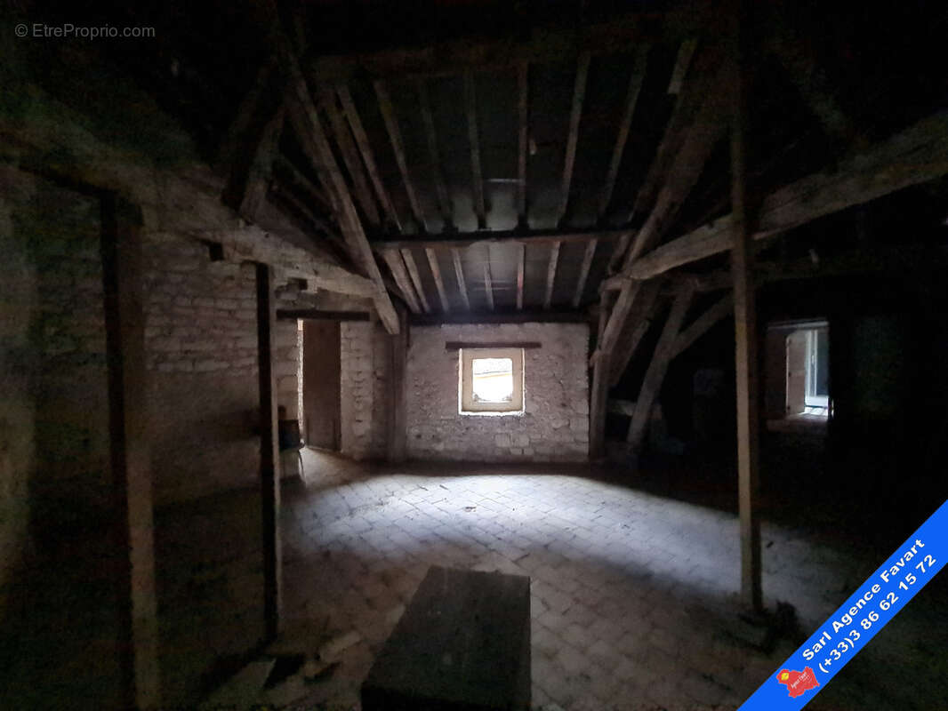 Ensemble immobilier avec dépendances - photo 8