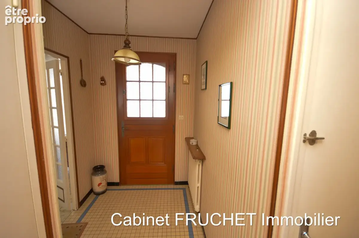 CHANTONNAY - Agréable maison - Quartier calme - photo 4