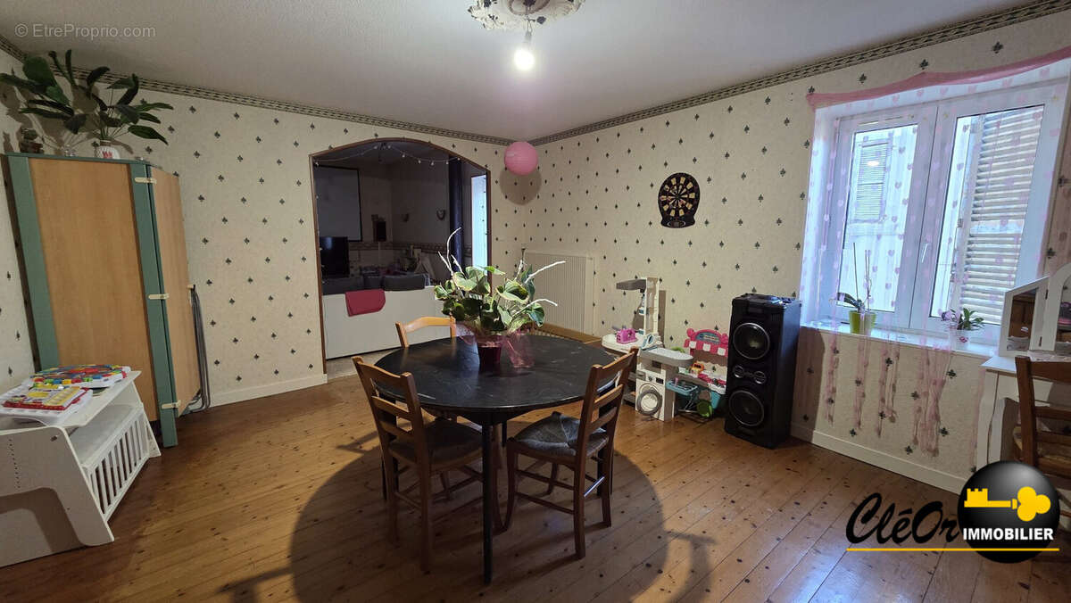 Appartement à BELLEVESVRE