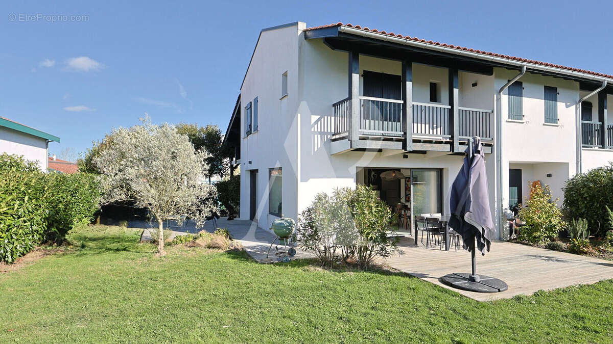 Maison à ARCANGUES