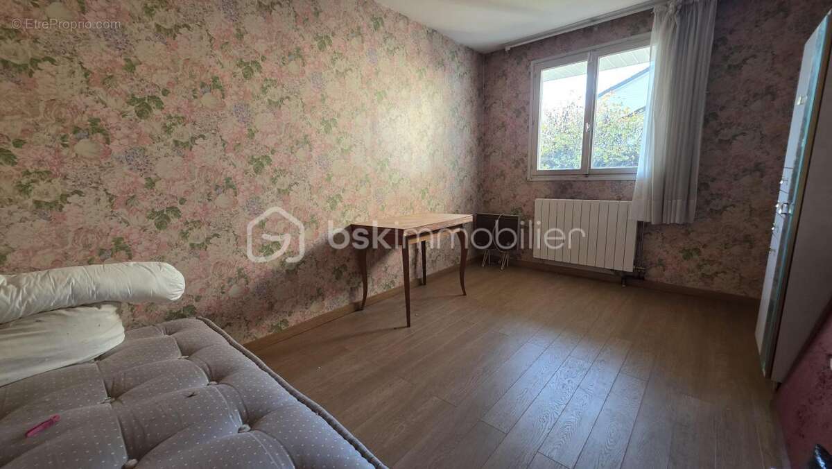 Maison à SAINT-GERMAIN-LES-CORBEIL