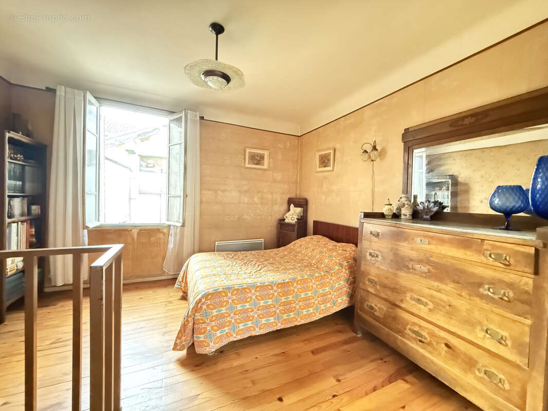 Appartement à FONTAINE