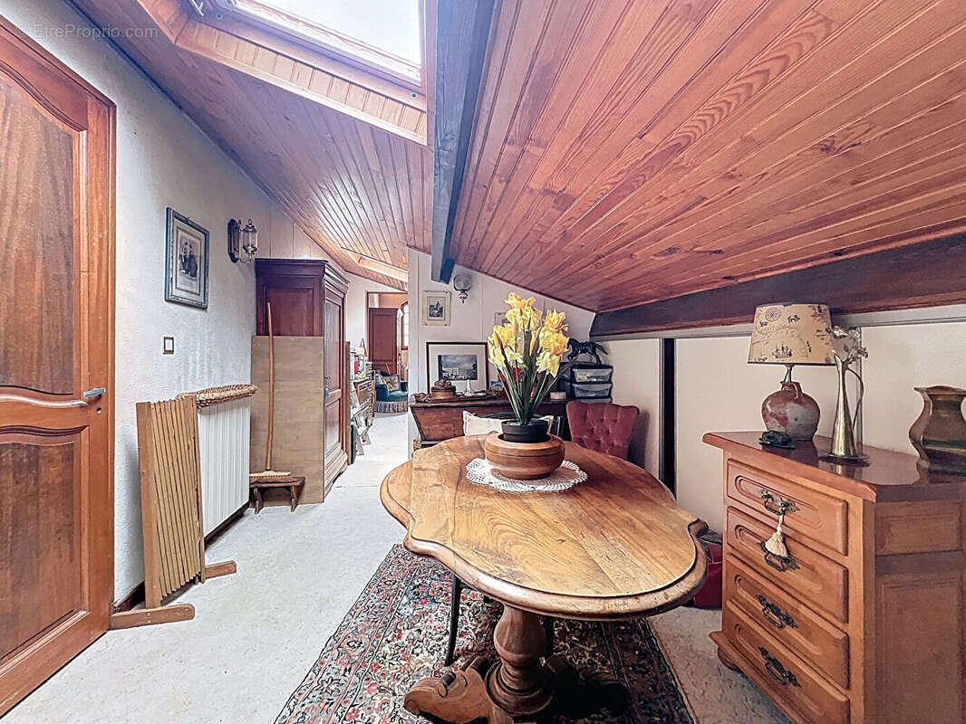 Maison à AUZEVILLE-TOLOSANE
