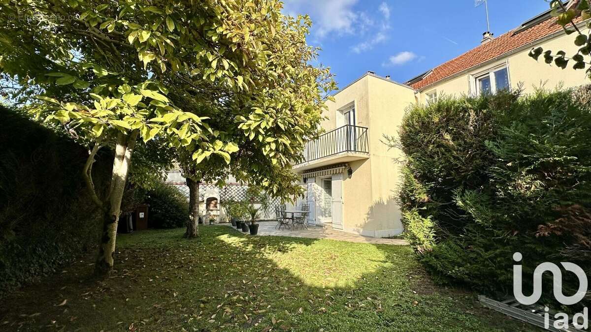 Photo 2 - Maison à CORBEIL-ESSONNES