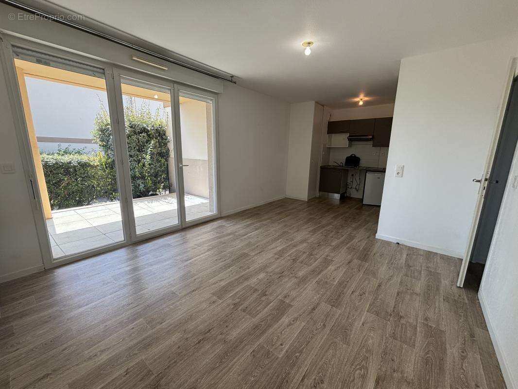 Appartement à FARGUES-SAINT-HILAIRE