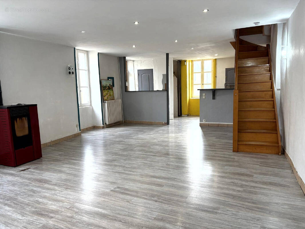 Maison à NOLAY
