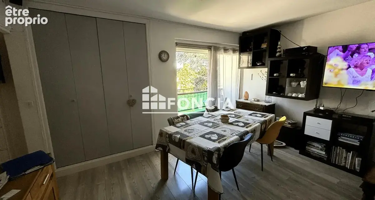 Appartement à LUNEL