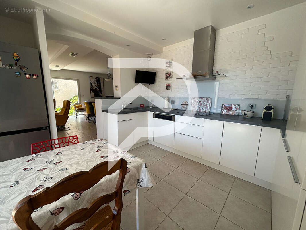 Maison à AIGUES-MORTES