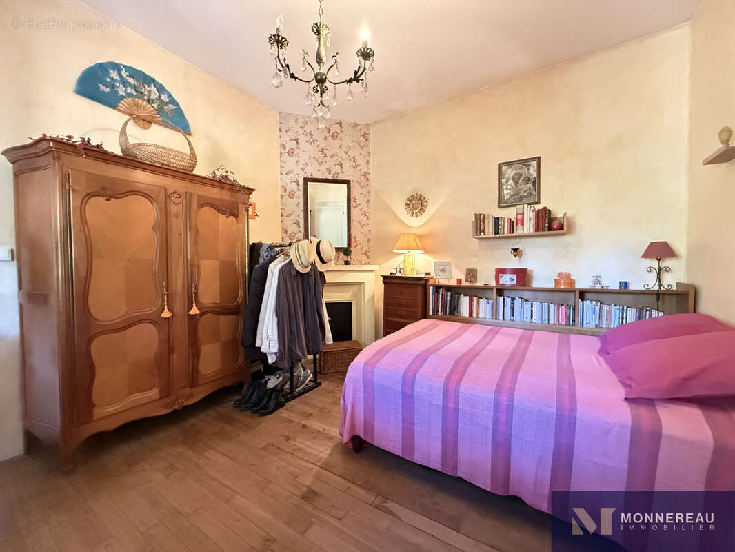 Ensemble immobilier au bord de la charente - photo 8