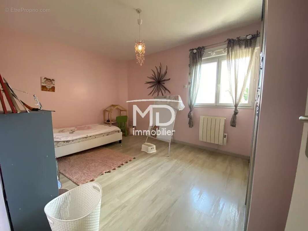 Evreux st michel - maison t7 contemporaine - photo 12