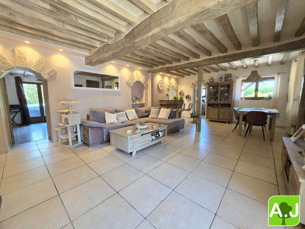 Maison à ANET