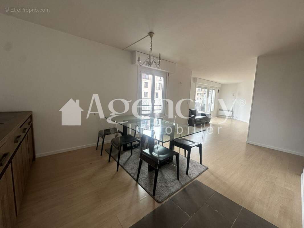 Appartement à CHAMPS-SUR-MARNE