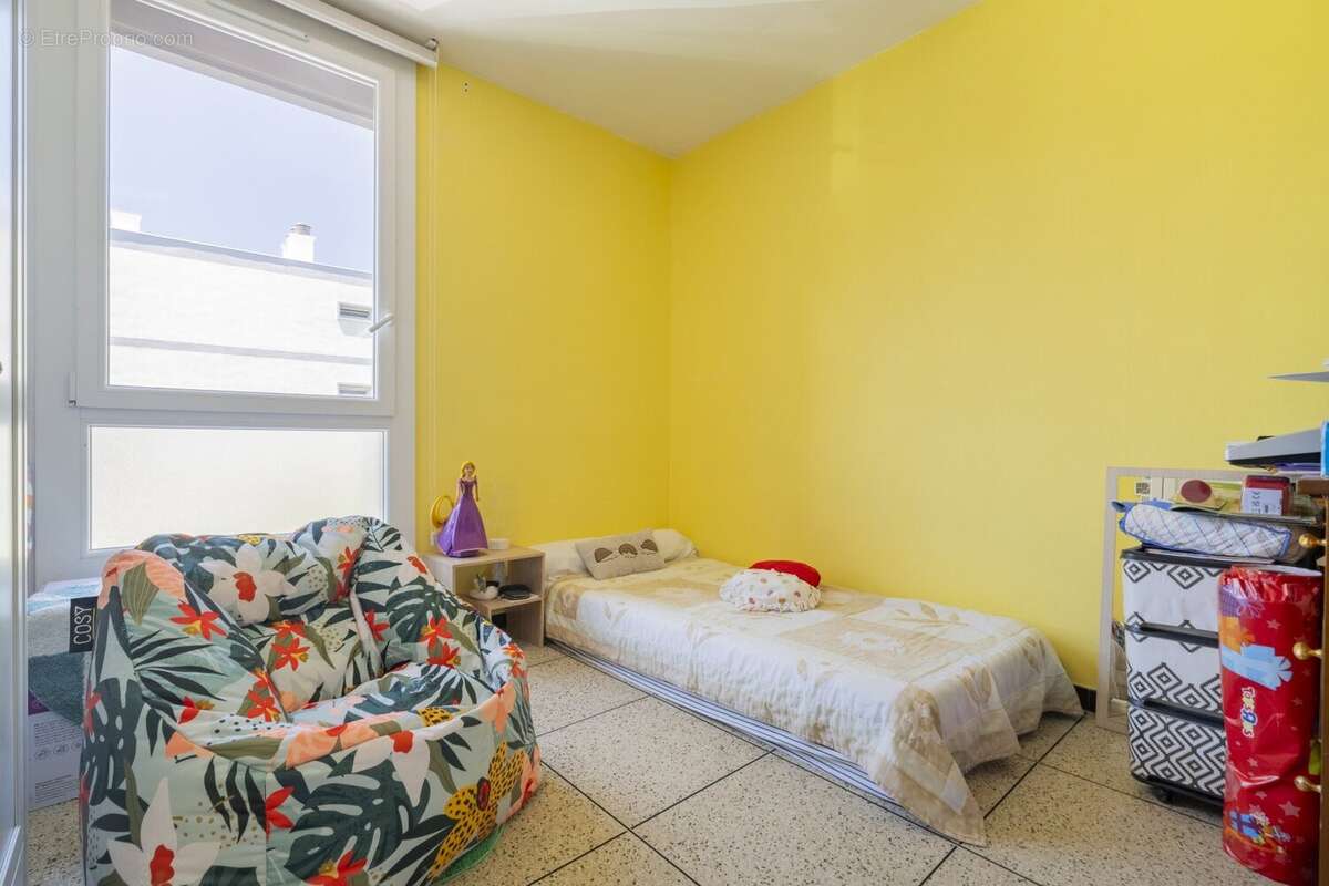Appartement à MARSEILLE-12E