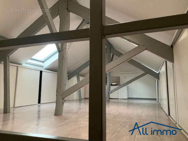 Appartement 540 m² à Saint-Maur-Des-Fosses  - photo 6