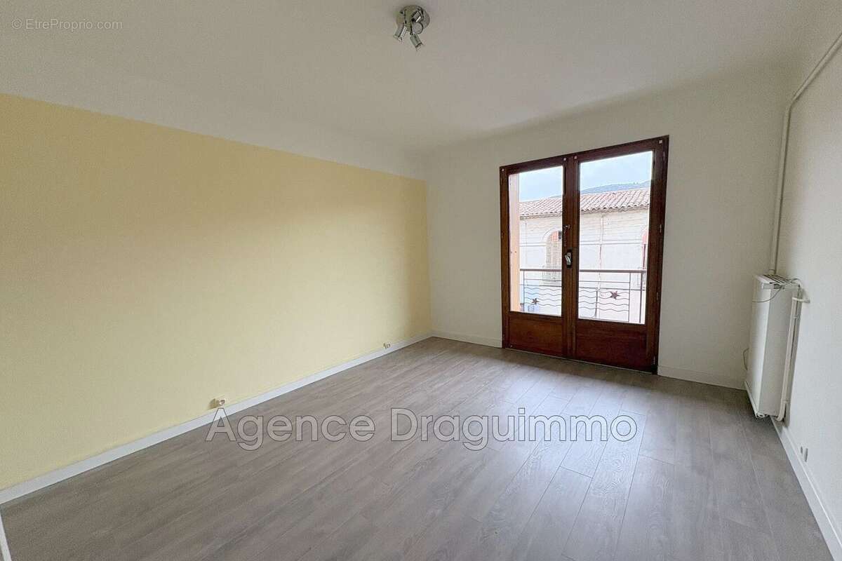 Appartement à DRAGUIGNAN
