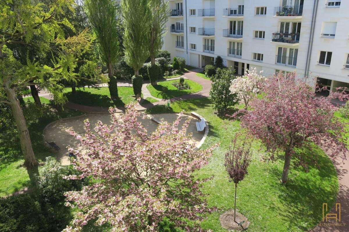 Appartement à VERSAILLES