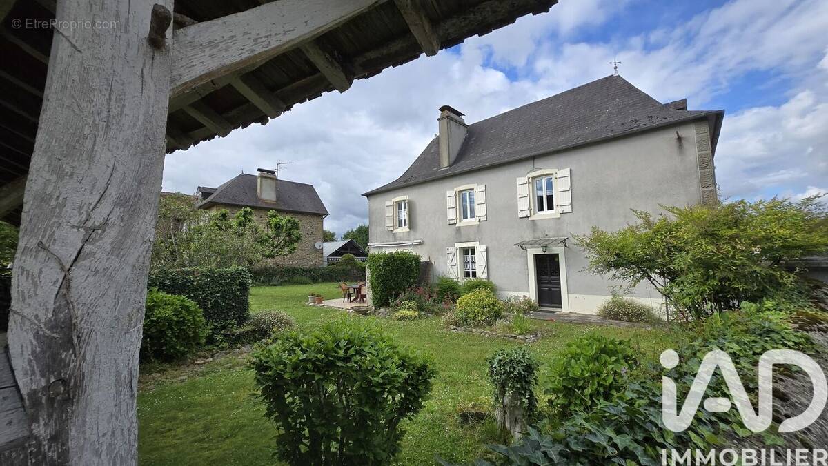 Maison 136 m² à Prechacq-Navarrenx  - photo 1