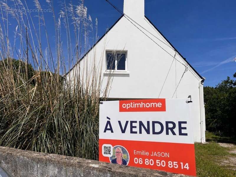 Maison à SAINT-AVE