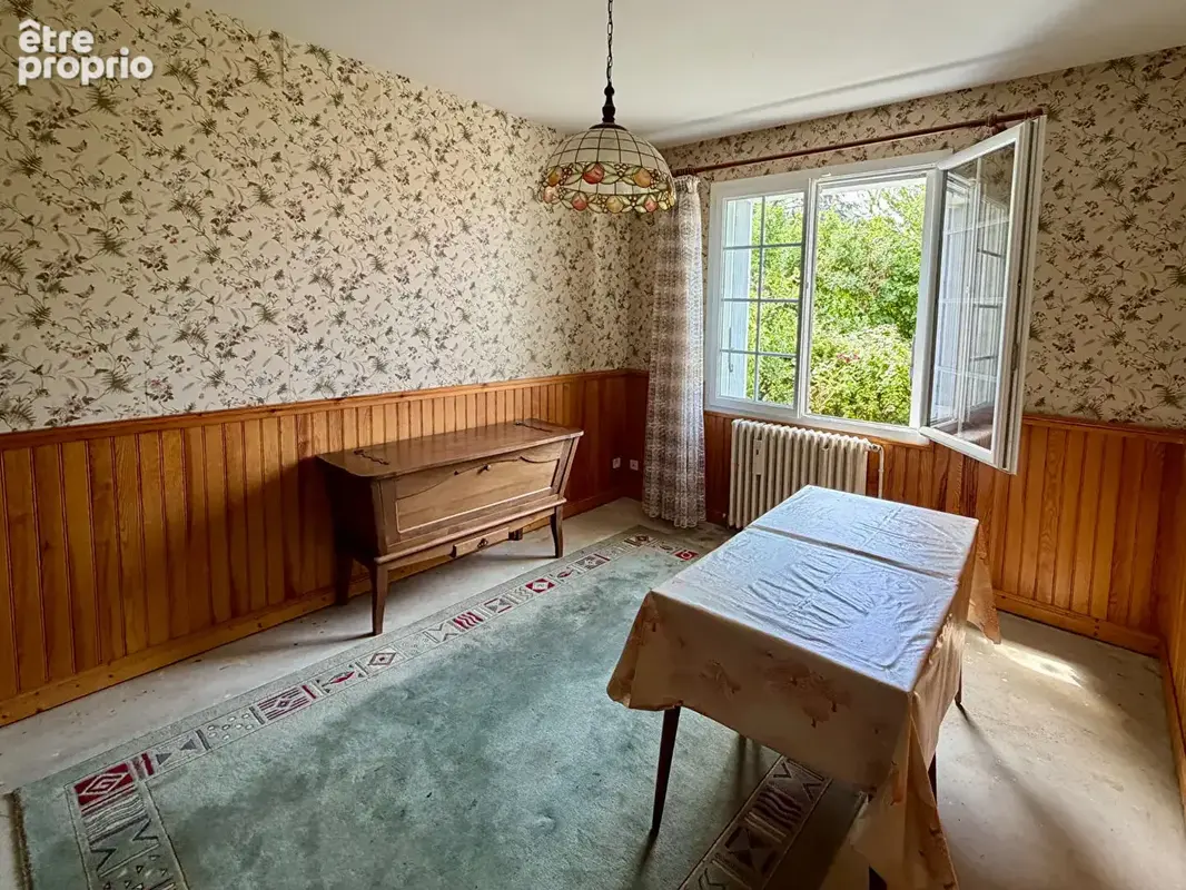 Belle maison des années 70, 4+ chambres, jardins de 2200 m², proche du centre ville - photo 9