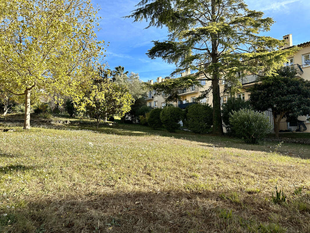 Appartement à VILLENEUVE-LOUBET