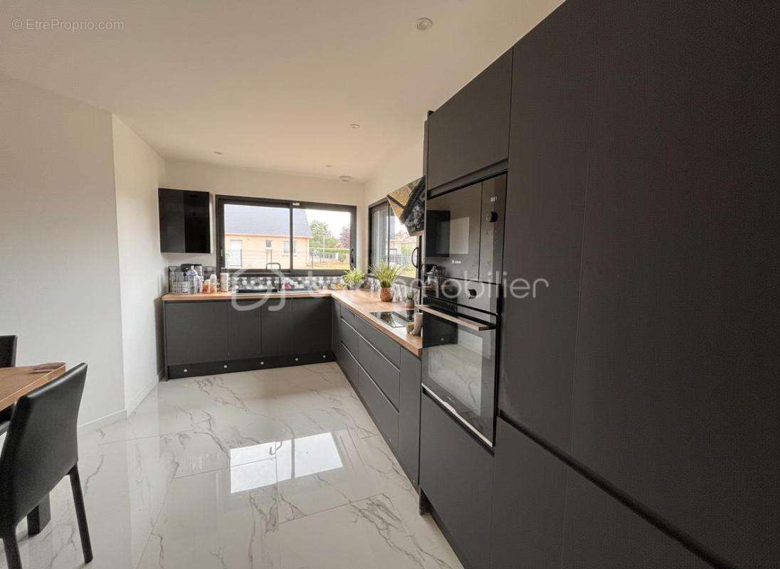Maison neuve, plain-pied contemporain, volumes et élégance - photo 2