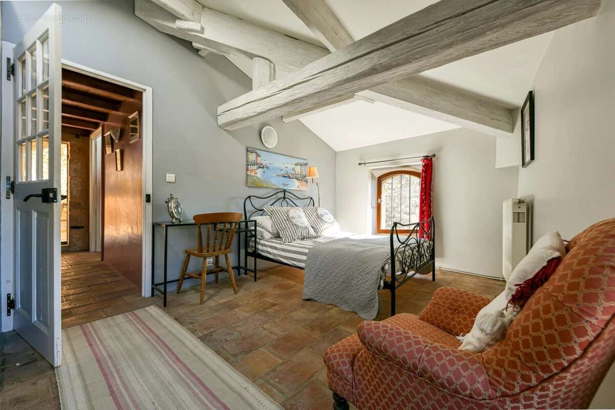 Maison à UZES