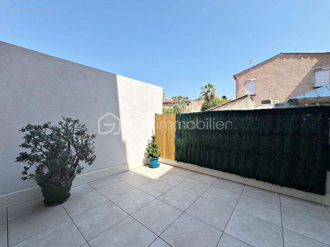 Appartement à HYERES