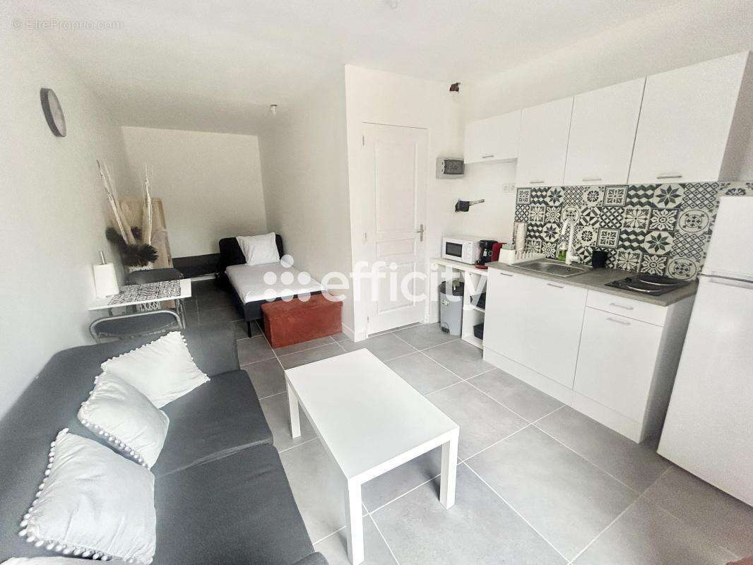 Maison à VAULX-EN-VELIN