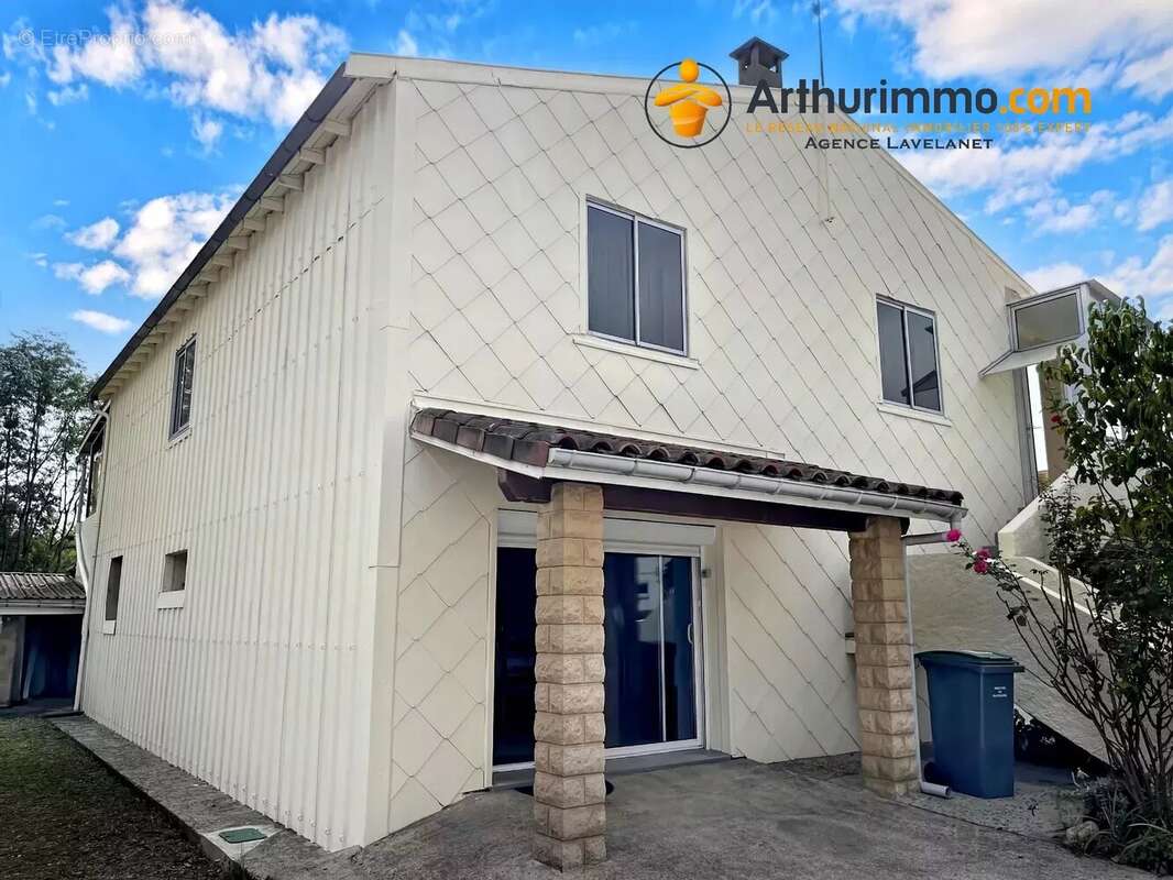 Maison à LAROQUE-D'OLMES