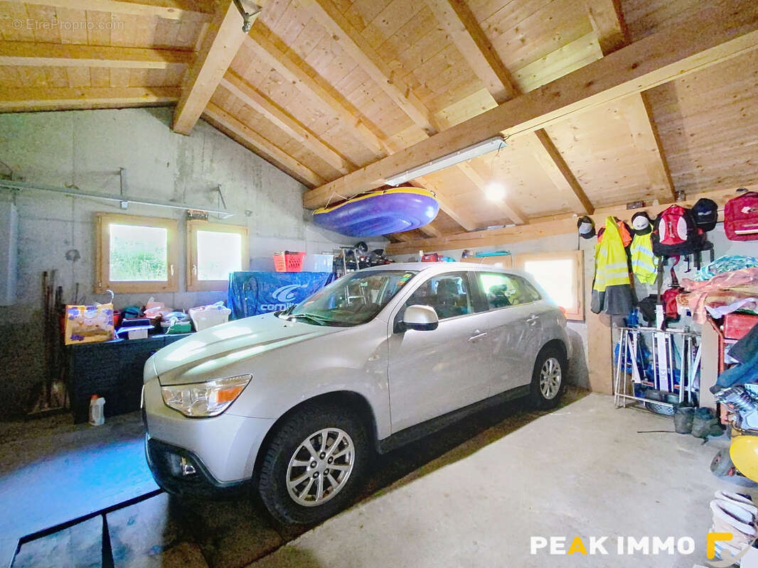 Coteau de saint roch chalet 215 m2 face mont blanc - photo 25
