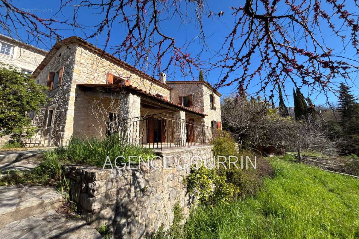 Maison à GRASSE