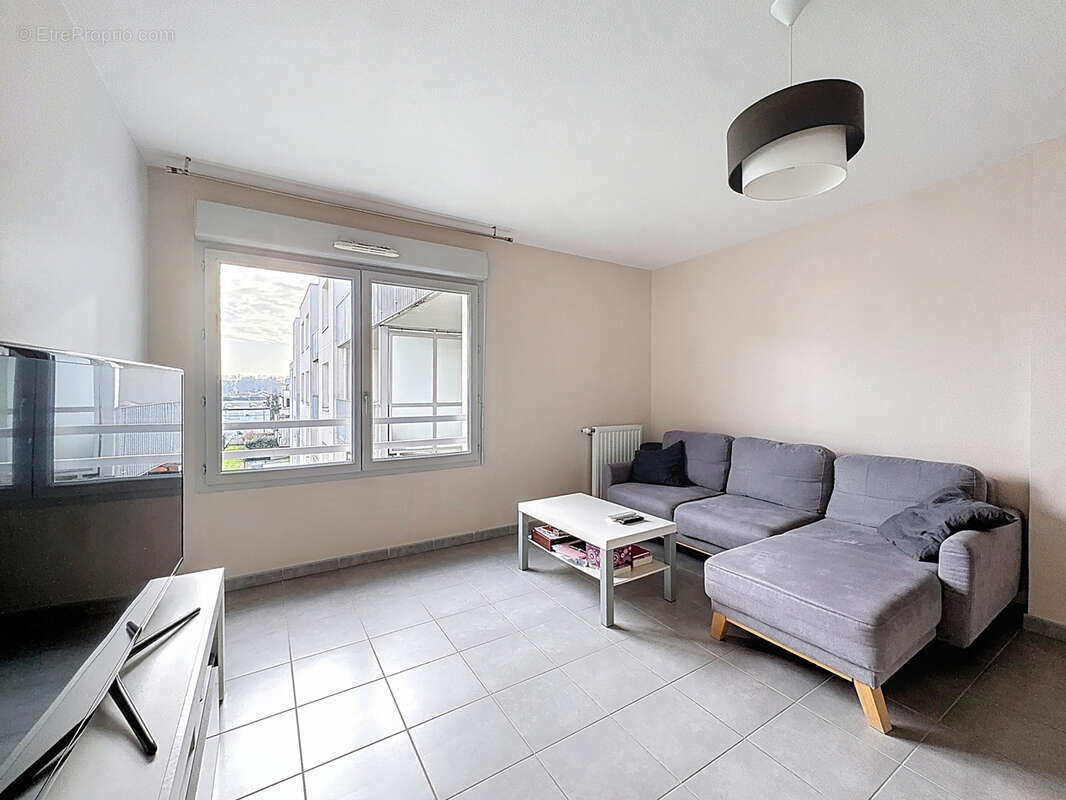 Appartement à VAULX-EN-VELIN