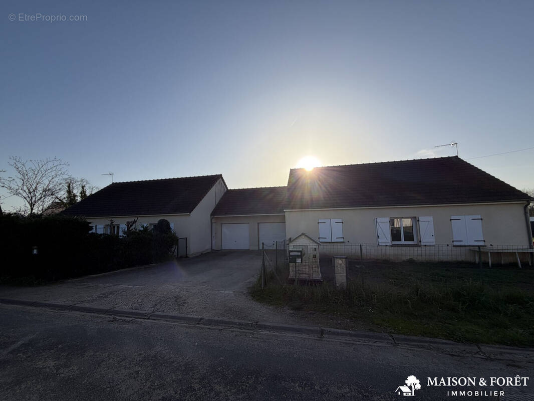 Appartement à OUZOUER-SUR-LOIRE