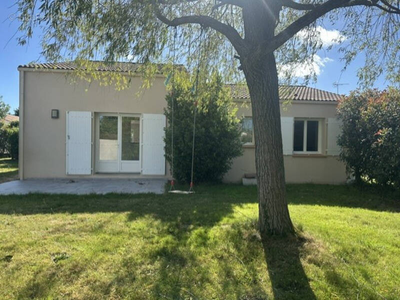 Maison à LES CLOUZEAUX