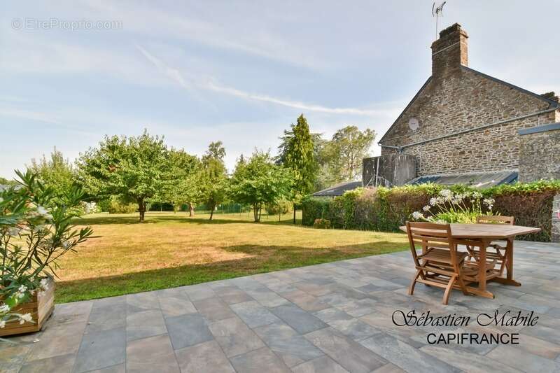 Maison en pierres rénovée 5 pièces à Saint Broladre (35) en Baie du Mont Saint Michel - photo 22