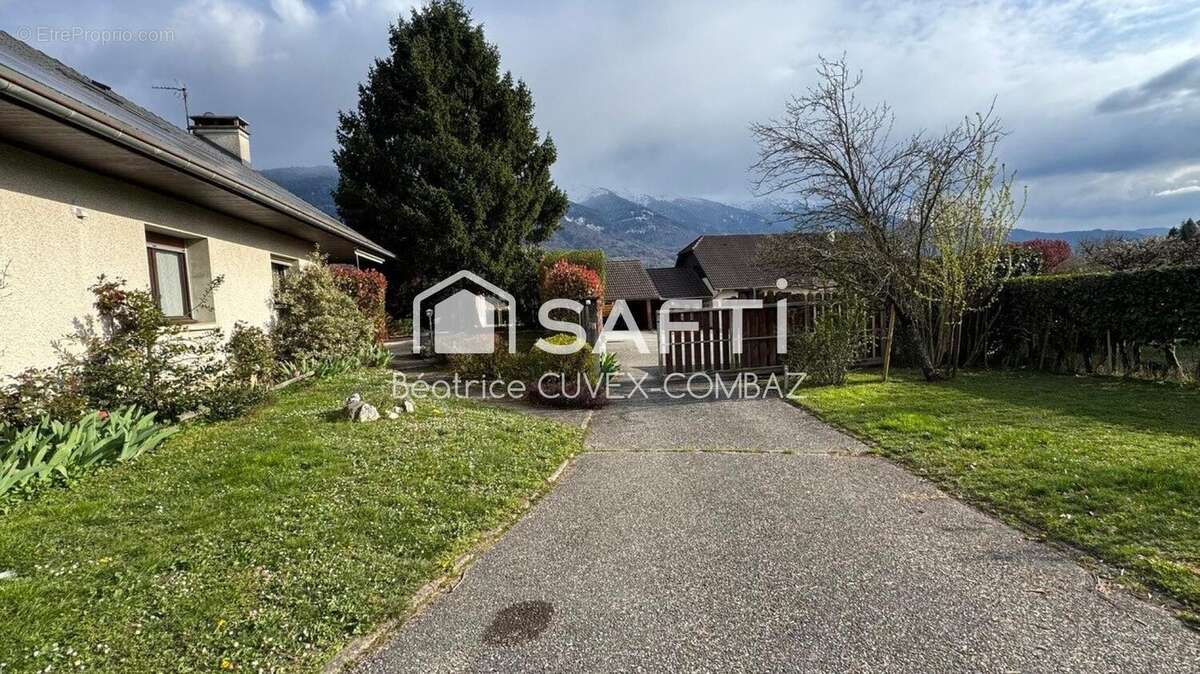 Photo 2 - Maison à GILLY-SUR-ISERE