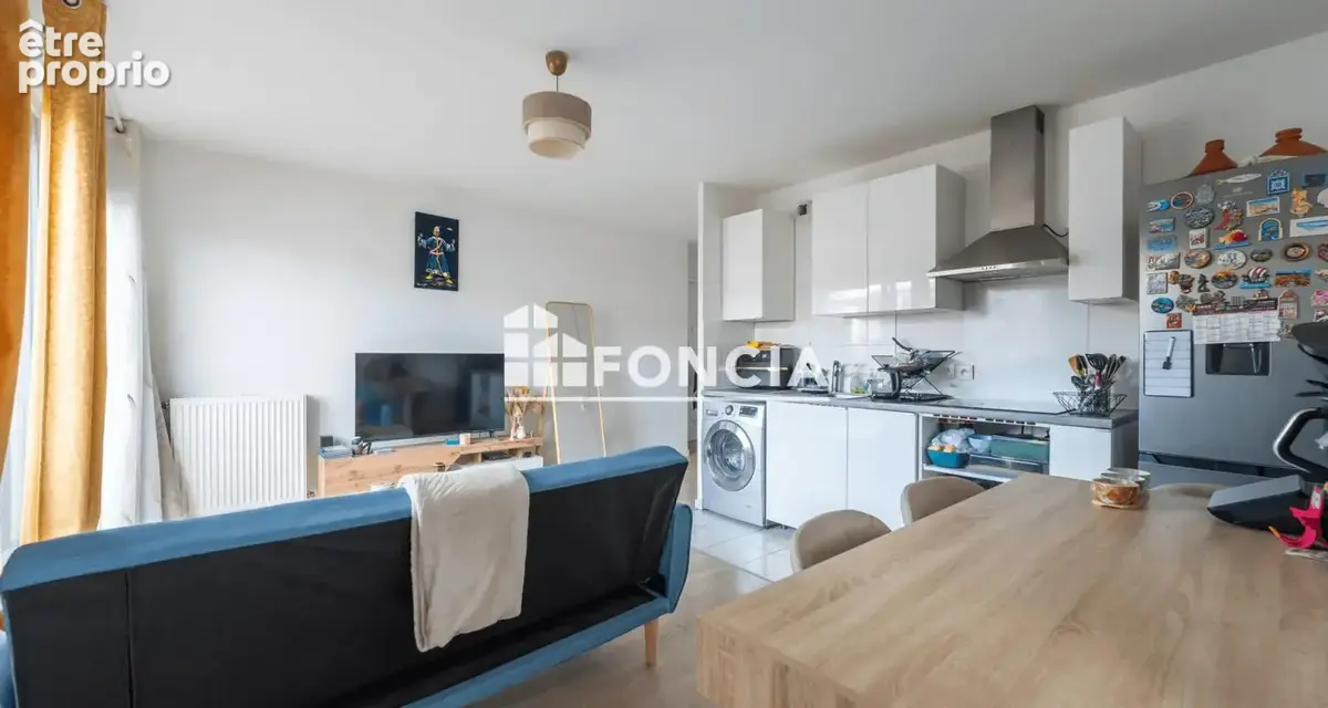 Appartement en étage élevé au pied du métro ! - photo 2