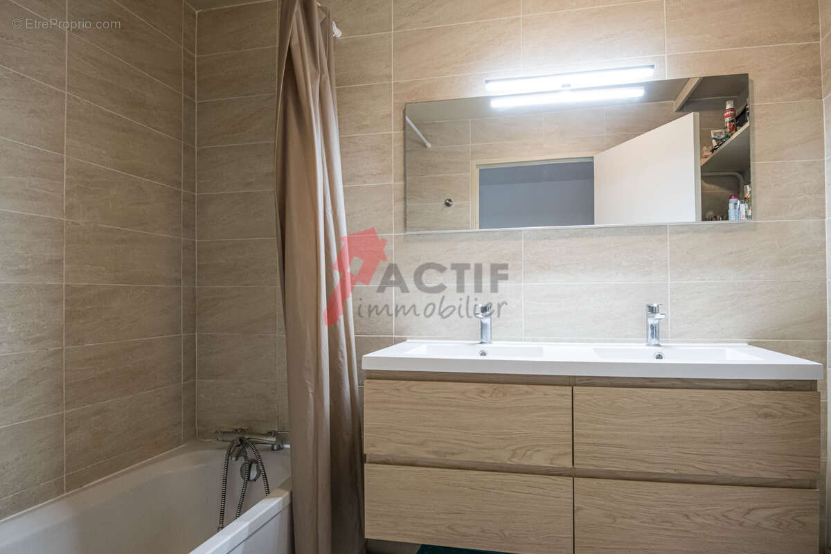 Appartement à RIS-ORANGIS