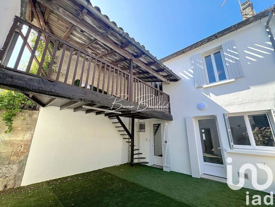 Photo 2 - Maison à LA SAUVE