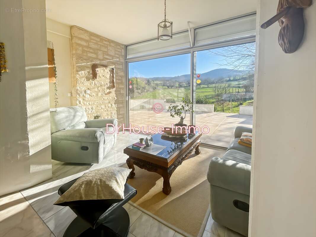 Maison à SAINT-CERE