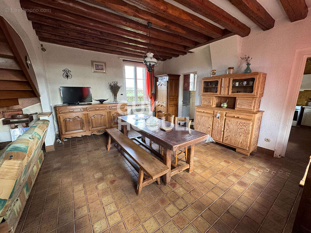 Maison à BRETEUIL