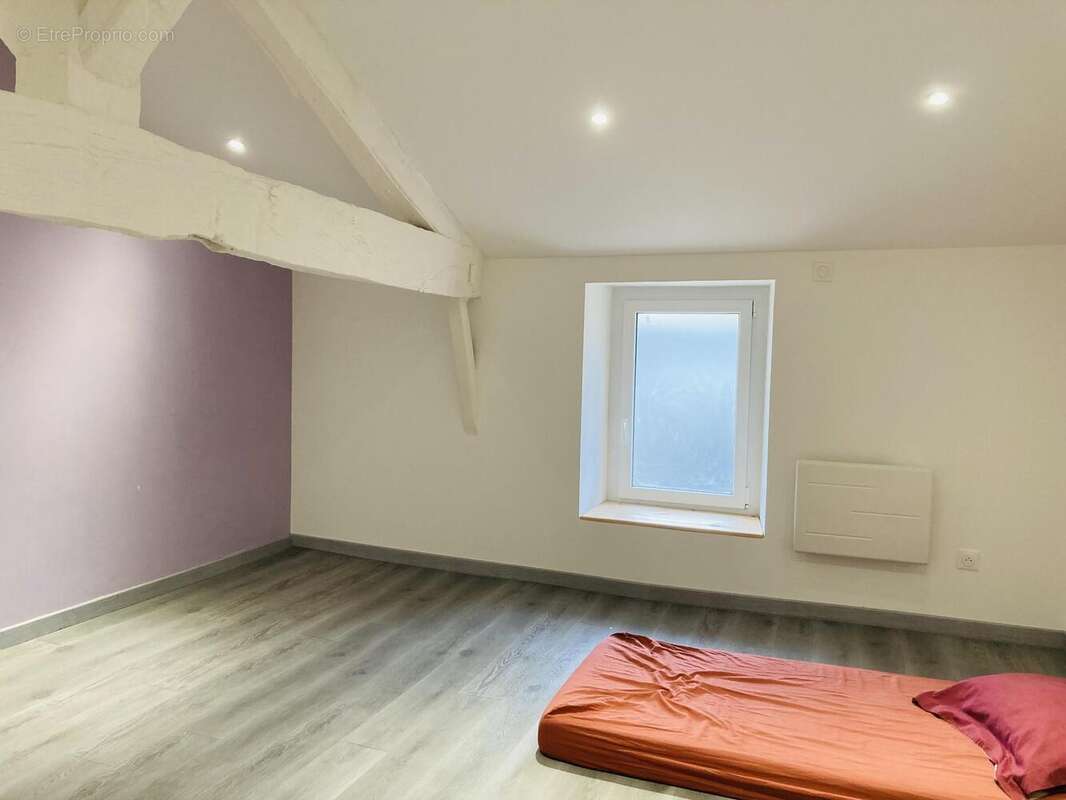 Photo 8 - Maison à VILLENEUVE-DE-MARC